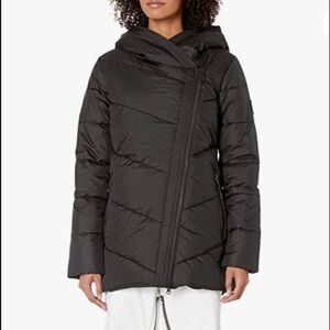 VOLCOM-BLACK DOWN JACKET-MEDIUM